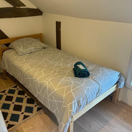 Апартаменты Au Bouquet Troyen - Wifi - Calme Et Tranquillite Труа Экстерьер фото