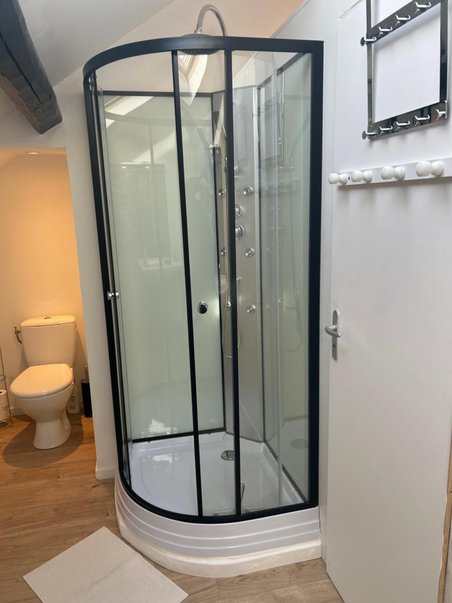 Апартаменты Au Bouquet Troyen - Wifi - Calme Et Tranquillite Труа Экстерьер фото