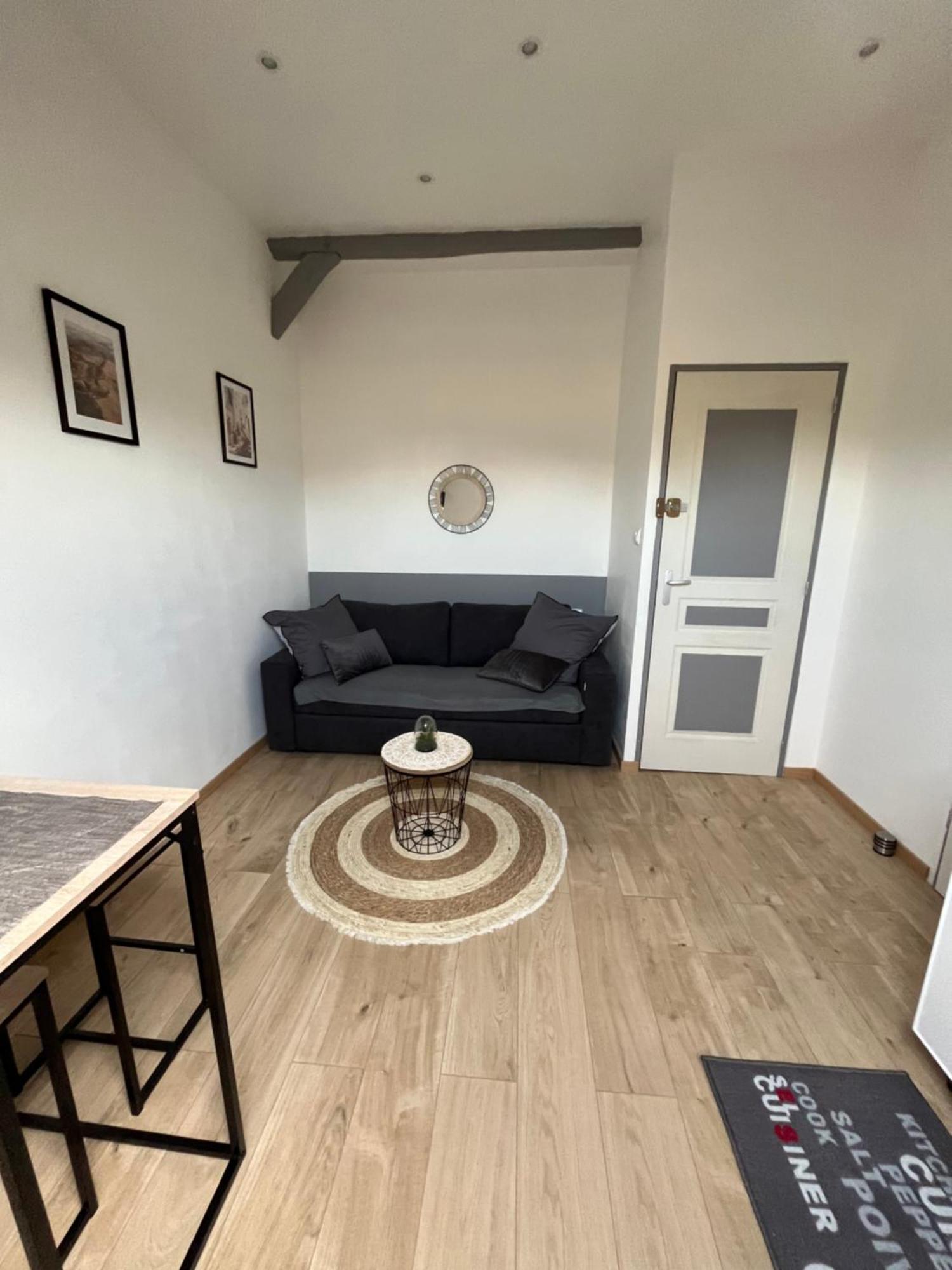 Апартаменты Au Bouquet Troyen - Wifi - Calme Et Tranquillite Труа Экстерьер фото