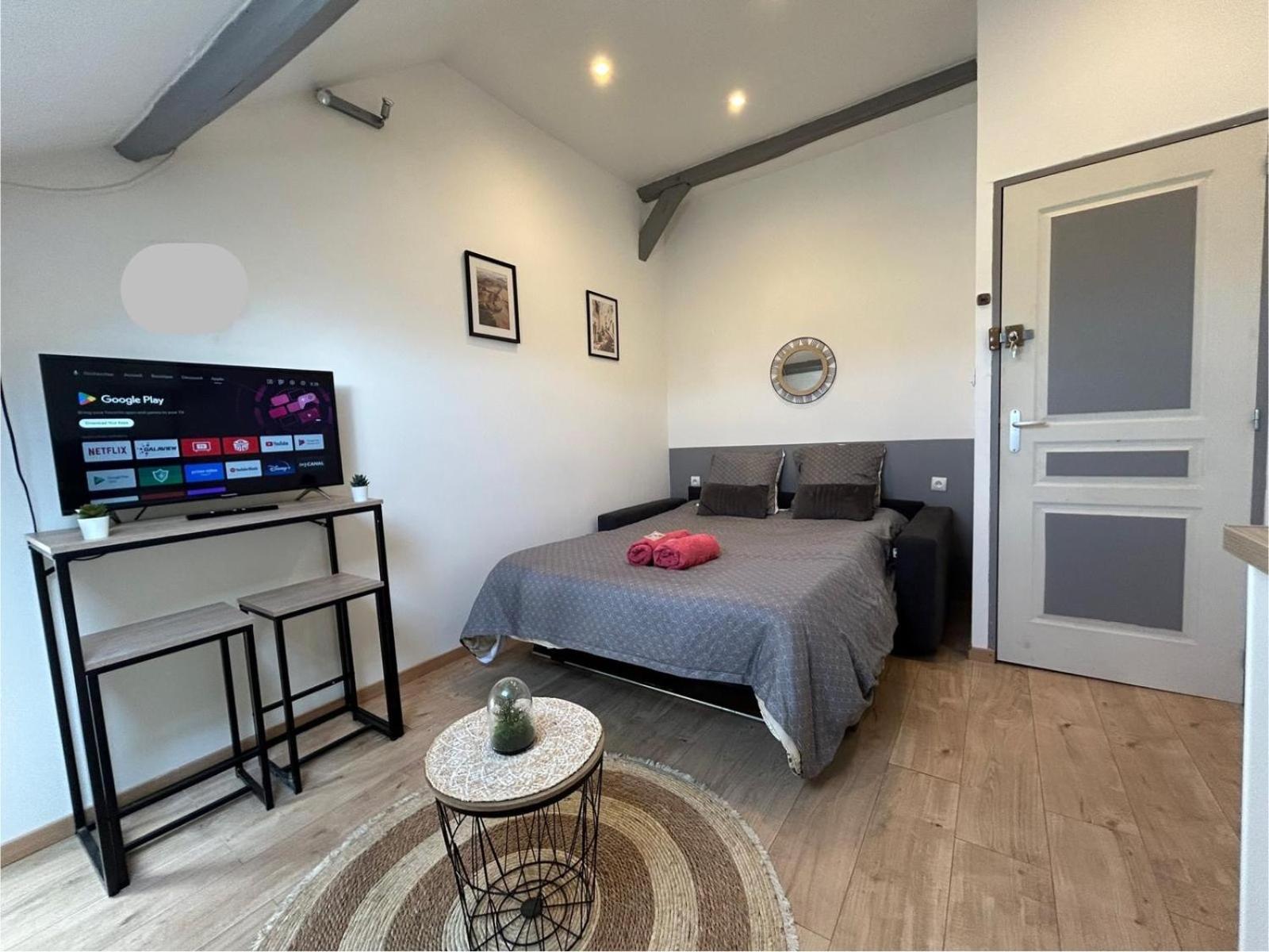 Апартаменты Au Bouquet Troyen - Wifi - Calme Et Tranquillite Труа Экстерьер фото